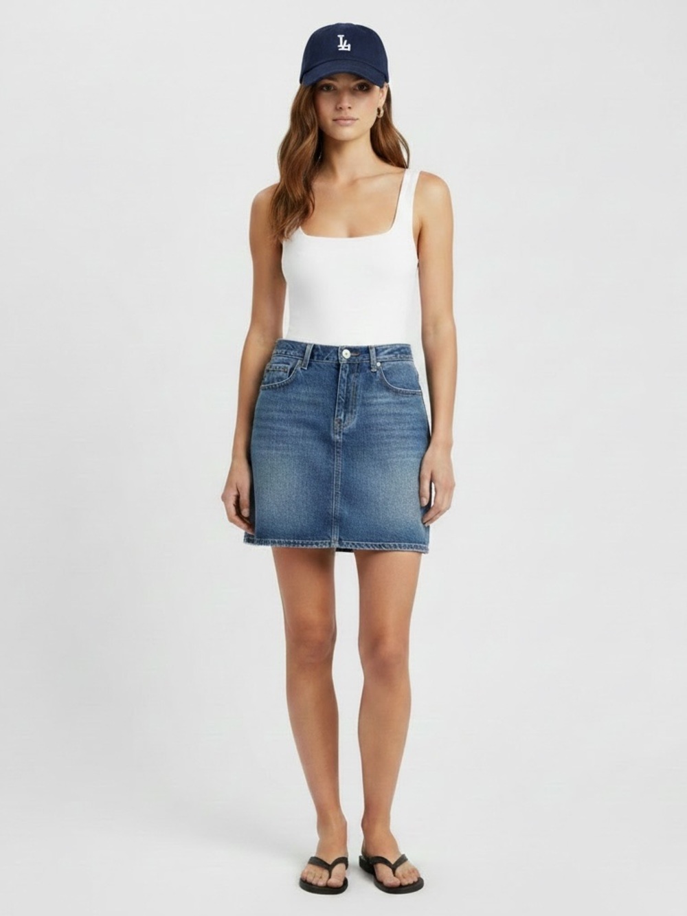 Levi’s | high rise rigid denim jean pencil skirt sz 25